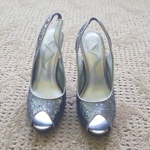 Slingback heels